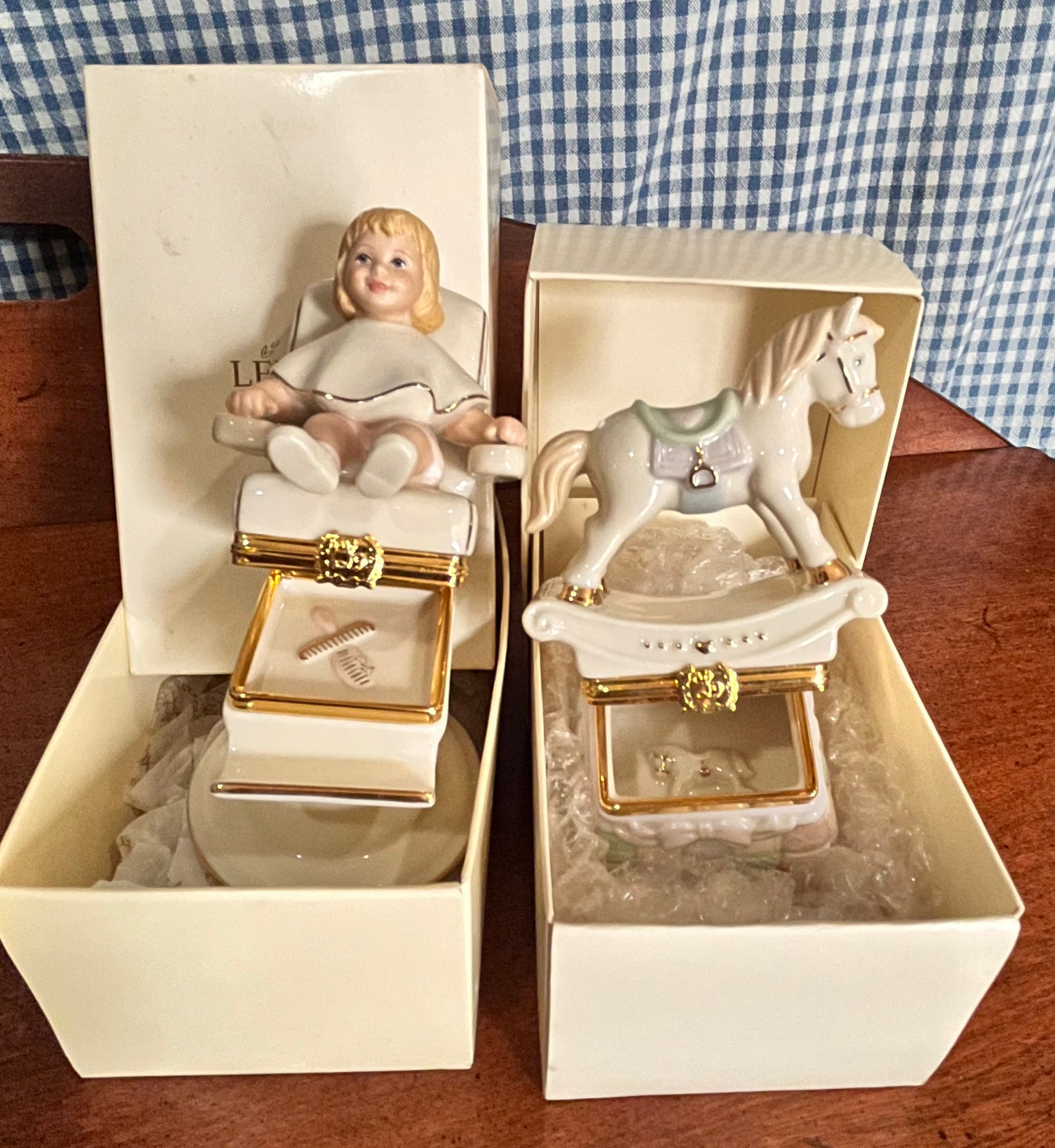 レノックス磁器記念品ボックス：イースターエッグ、誕生石フレーム