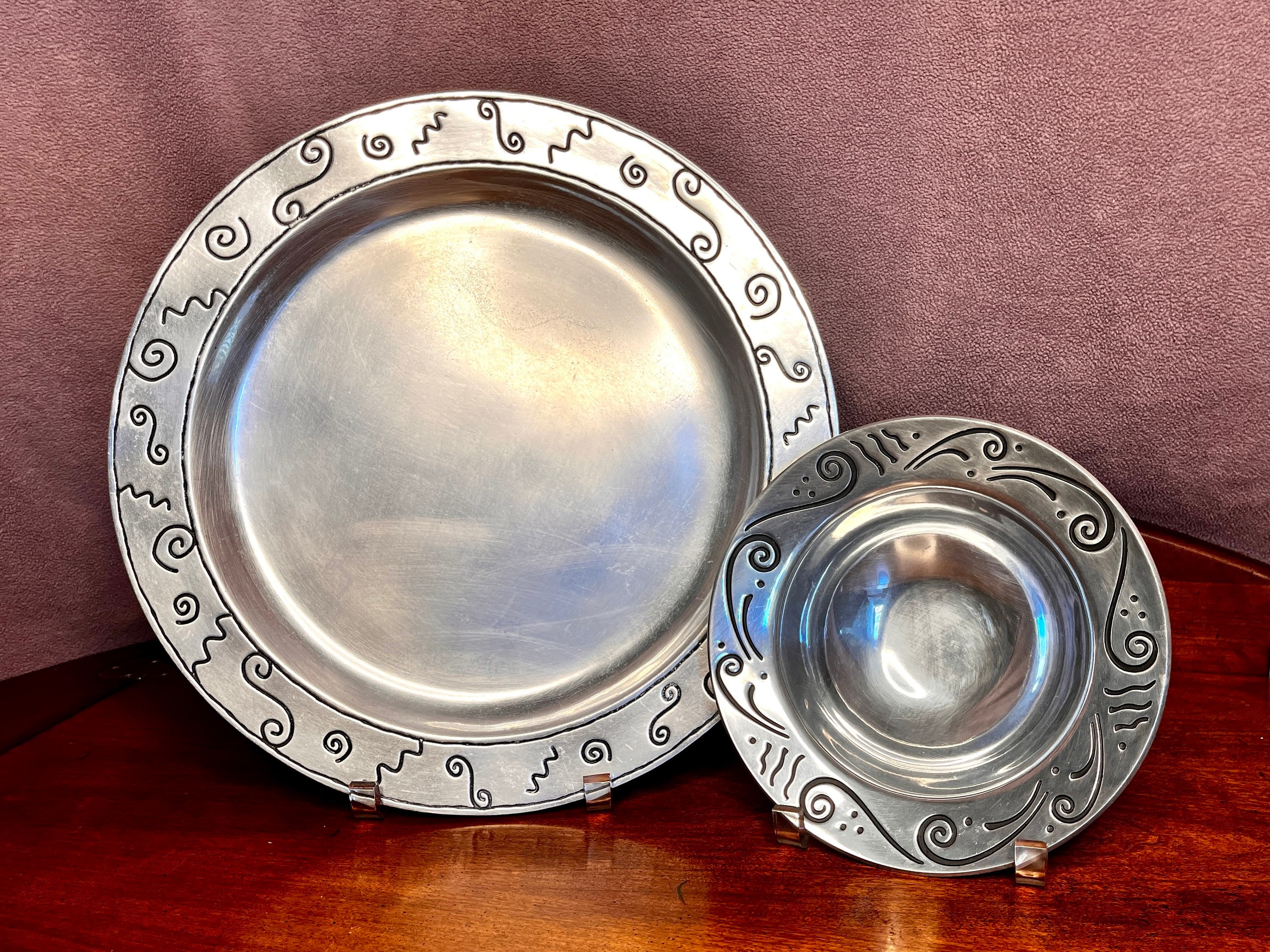 WILTON ARLE ヴィンテージ PEWTER プレート Vintage Wilton Armetale Reggae Pewter Platter and Lenox Bowl - Etsy