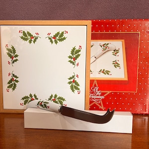 NEW Macys All The Trimmings Christmas Tile Trivet & Cheese Knife, Holly and Berries Charcuterie Trivet, Holiday Decoration Hosting Serving