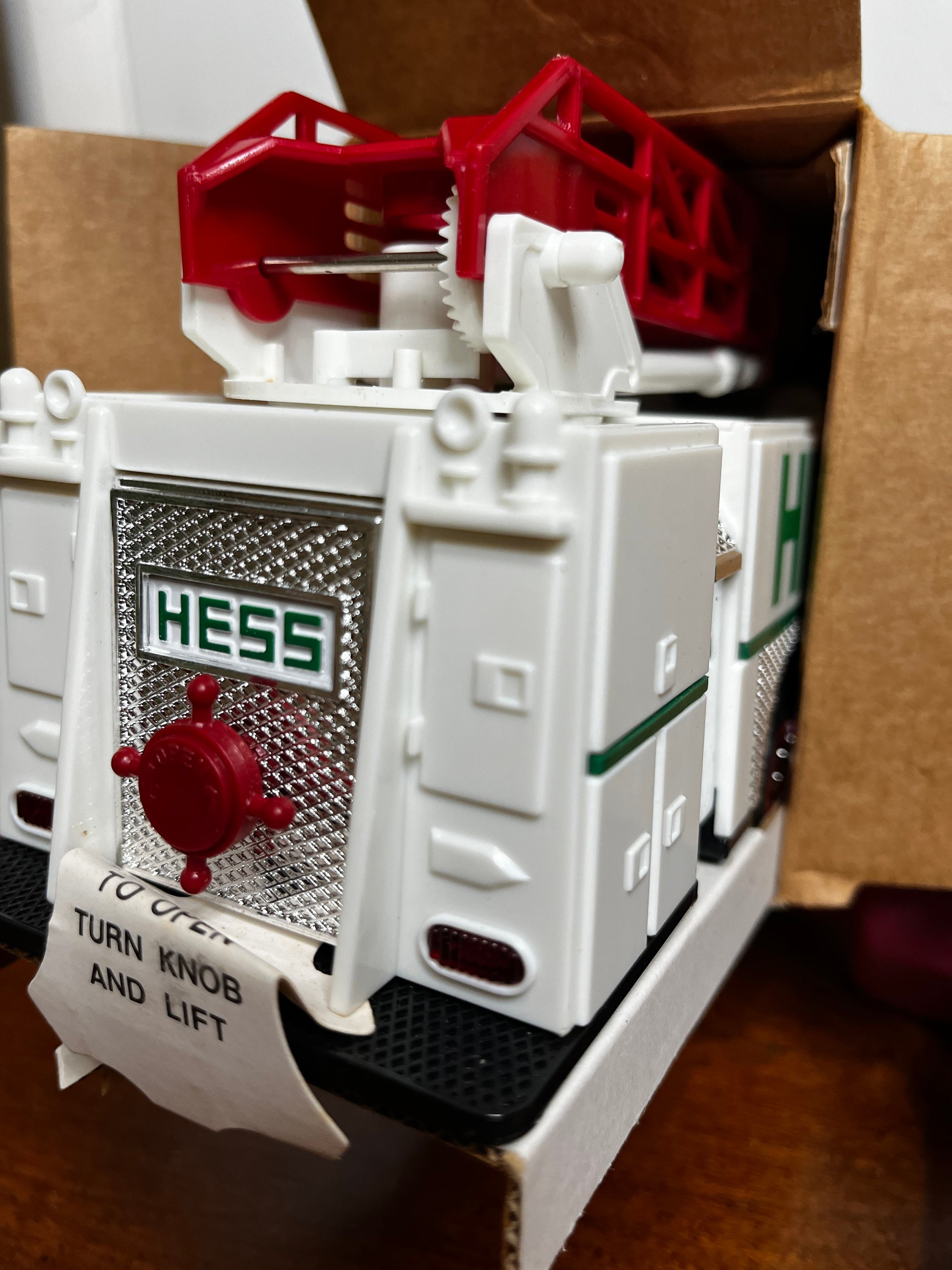 アンティーク　ＨＥＳＳ　おもちゃ消防車 2024 - 60th Anniversary Fire Truck with Car and Motorcycle