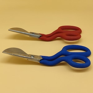 Duckbill Scissors for Trimming the Pile and Edges of Handmade Rugs, 7&quot;