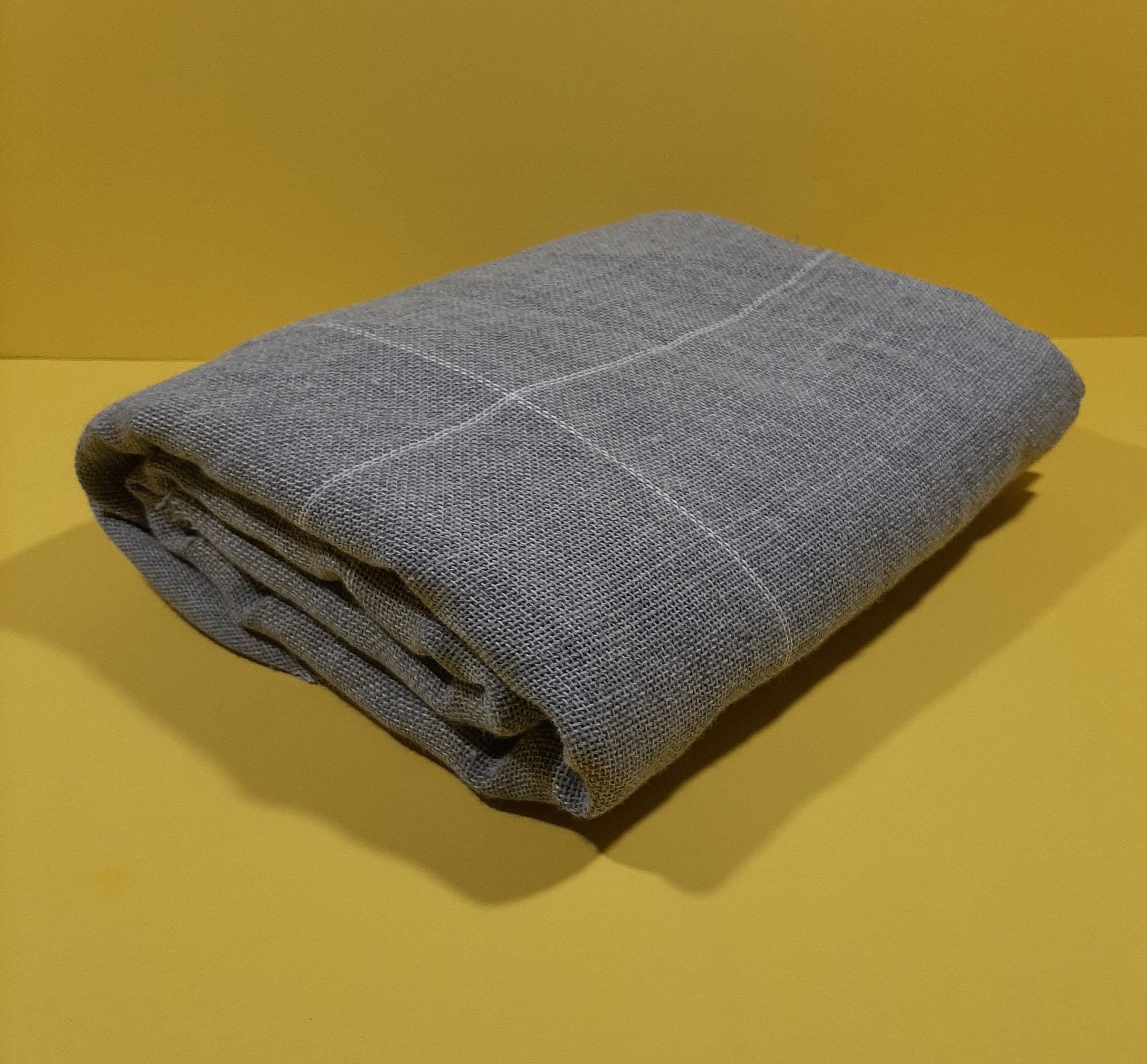 Primary Rug Tufting Backing Fabric/Cloth  Premium Quality 225 GPM Polyester  41" (1m) wide cut Optional length 36" to 72 "  with the Grid
