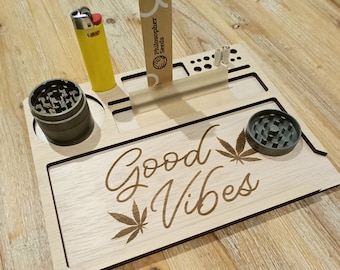 Rolling tray, personalized wooden tray, laser-engraved rolling tray, herb tray, gift for smokers, wood rolling tray