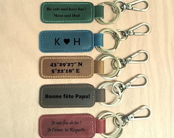 Custom leather keychain, an original gift with a customizable laser-engraved message - Custom leather keychain