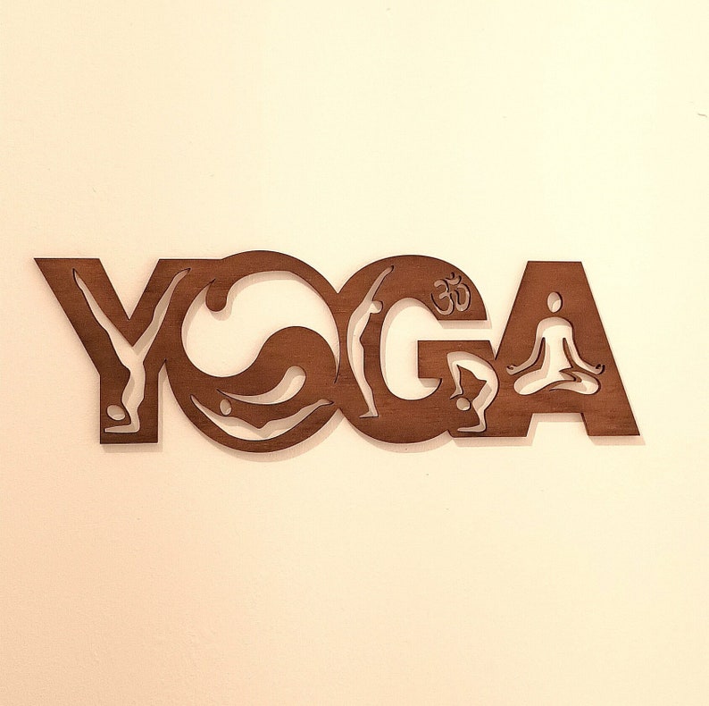 Décor mural yoga, Art mural bois - Posture de yoga, décor mural bois, Décoration d'intérieur, Affiche Padmasana, décor en bois studio de yoga
