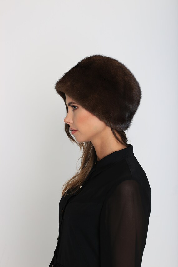 Brown Mink Fur Women display picture 2