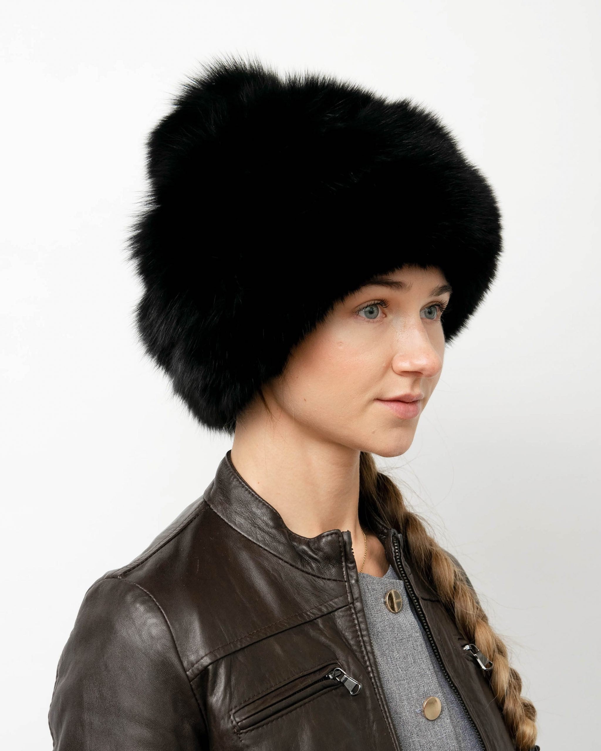 Women display picture 1