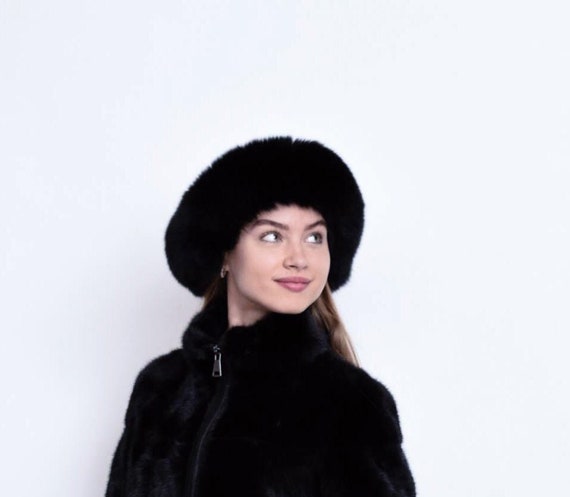 Women display picture 3