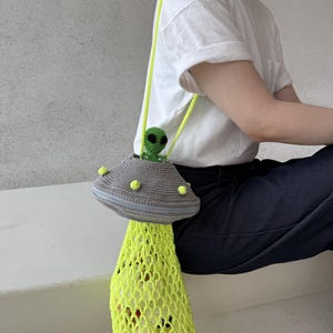 UFO Foldable Mesh Bag Crochet Pattern PDF | Reusable Crochet Tote,Hanging Pouch,Unique Alien Bag Pattern,Alien amigurumi charm,funny pattern image 6