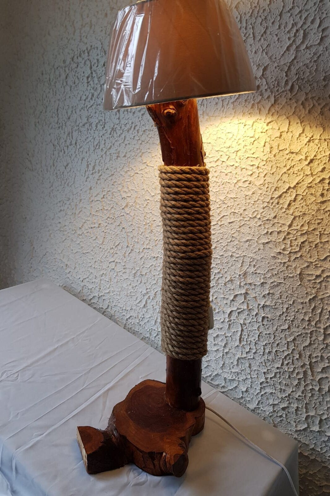 Lampadaire en Bois