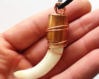 Amuleto fatto a mano, ciondolo in vero corno di cervo, collana in vero corno di cervo, ciondolo slavo, arte slava