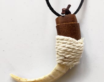 Amuleto fatto a mano, ciondolo in vero corno di cervo, collana in vero corno di cervo, ciondolo slavo, arte slava