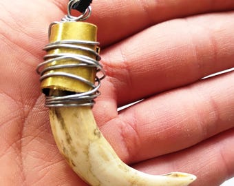 Amuleto fatto a mano, ciondolo in vero corno di cervo, collana in vero corno di cervo, ciondolo slavo, arte slava