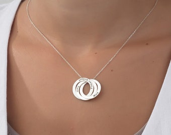 Solid Gold Customized Circle Nameplate Necklaces, 14K Gold Engraved Name Pendants, Family Neckace For Mothers,  For Women Mother's Day Gifts