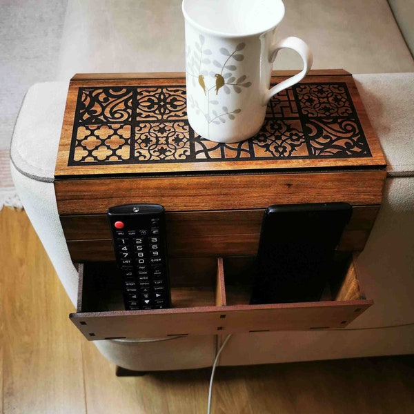 Flexible Sofa Table with Remote Control and Mobile Phone Holder -  Laser Engraved Design, Folding Settee Arm Tray