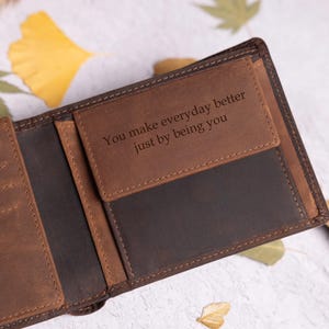 Vatertagsgeschenk, personalisierte Herrenleder Brieftasche, echtes weiches braunes Vintage Leder Brieftasche, personalisiertes Geschenk für ihn, Ehemann, Freund