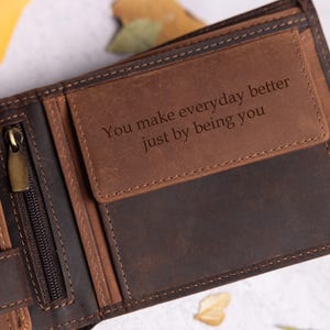 Regalo del Día del Padre, Billetera Personalizada para Hombre, Billetera de Cuero Marrón Suave Genuino, Regalo de Cumpleaños Personalizado para Él, Novio, Esposo, Papá