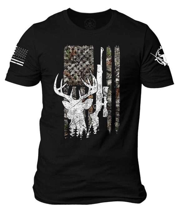 Camouflage American Flag Deer Hunting T-Shirt Camouflage American Flag Deer Hunting T-Shirt