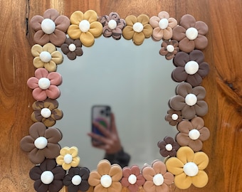 Flower Power Mirror -Brown