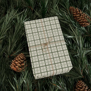 Green Plaid Holiday Gift Wrap | Christmas Wrapping Paper | Cute Gift Wrap | Plaid Wrapping Paper