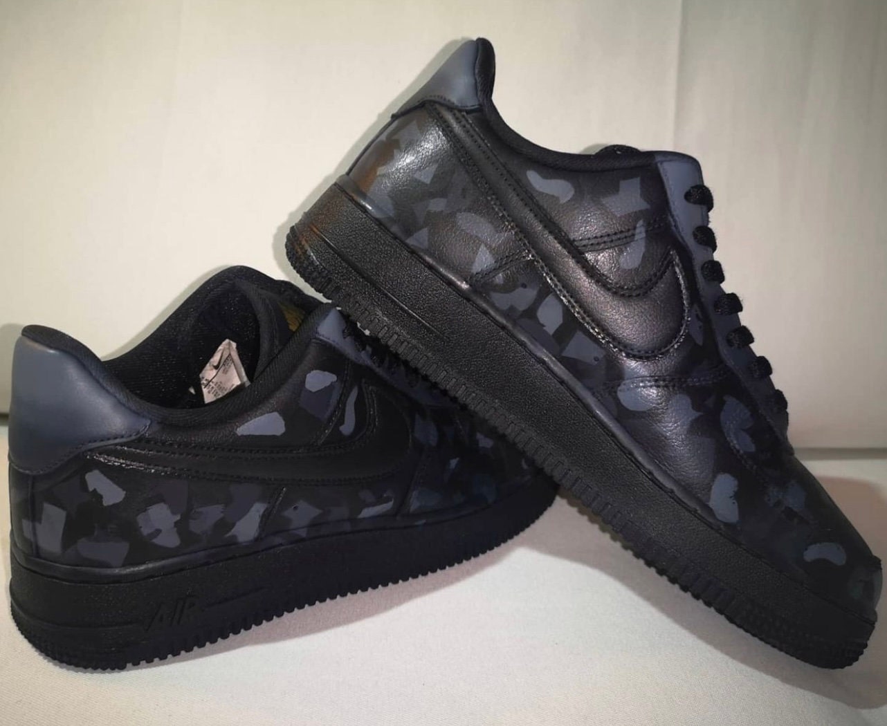 Louis Vuitton Air Force 1 - 5 For Sale on 1stDibs  air force 1 louis  vuitton fake, air force 1 louis vuitton precio, friends and family lv af1