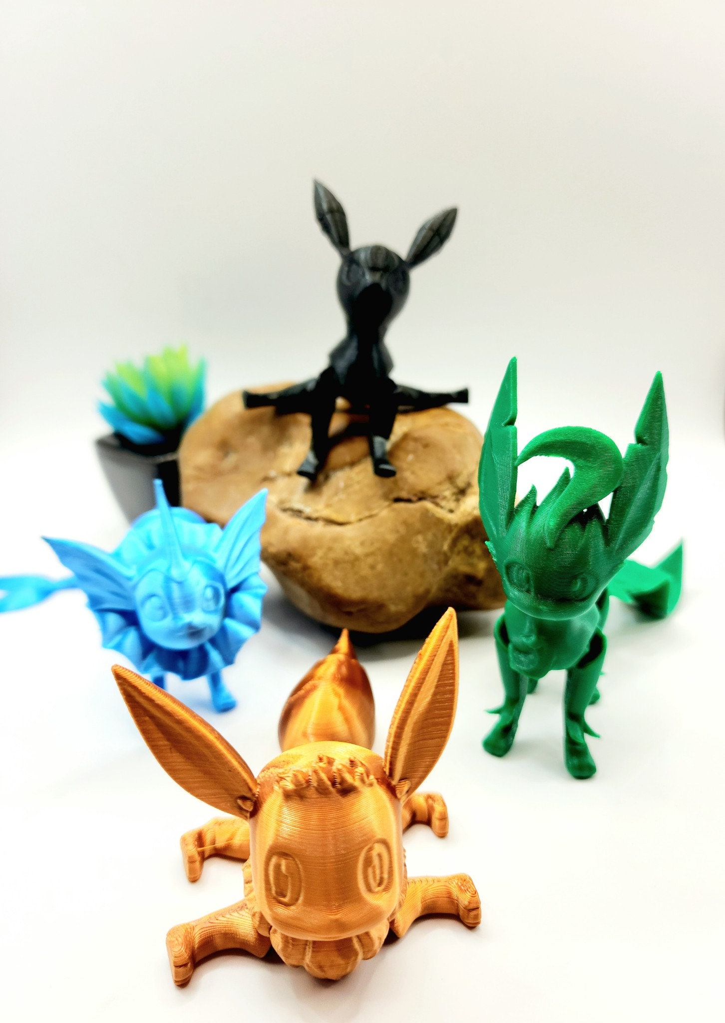 Raffle - 3D Printed Eevee - true to Pokédex scale – TreeHouseCustoms