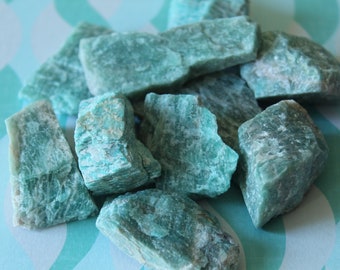 Cristal de amazonita en bruto: piedra verde-azul natural (2,5-5 cm)