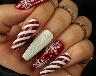 Unhas de suéter vermelho e branco de bengala doce | Unhas de Natal | Unhas de floco de neve | Unhas de suéter 3D | Unhas de pressão | Unhas de gel
