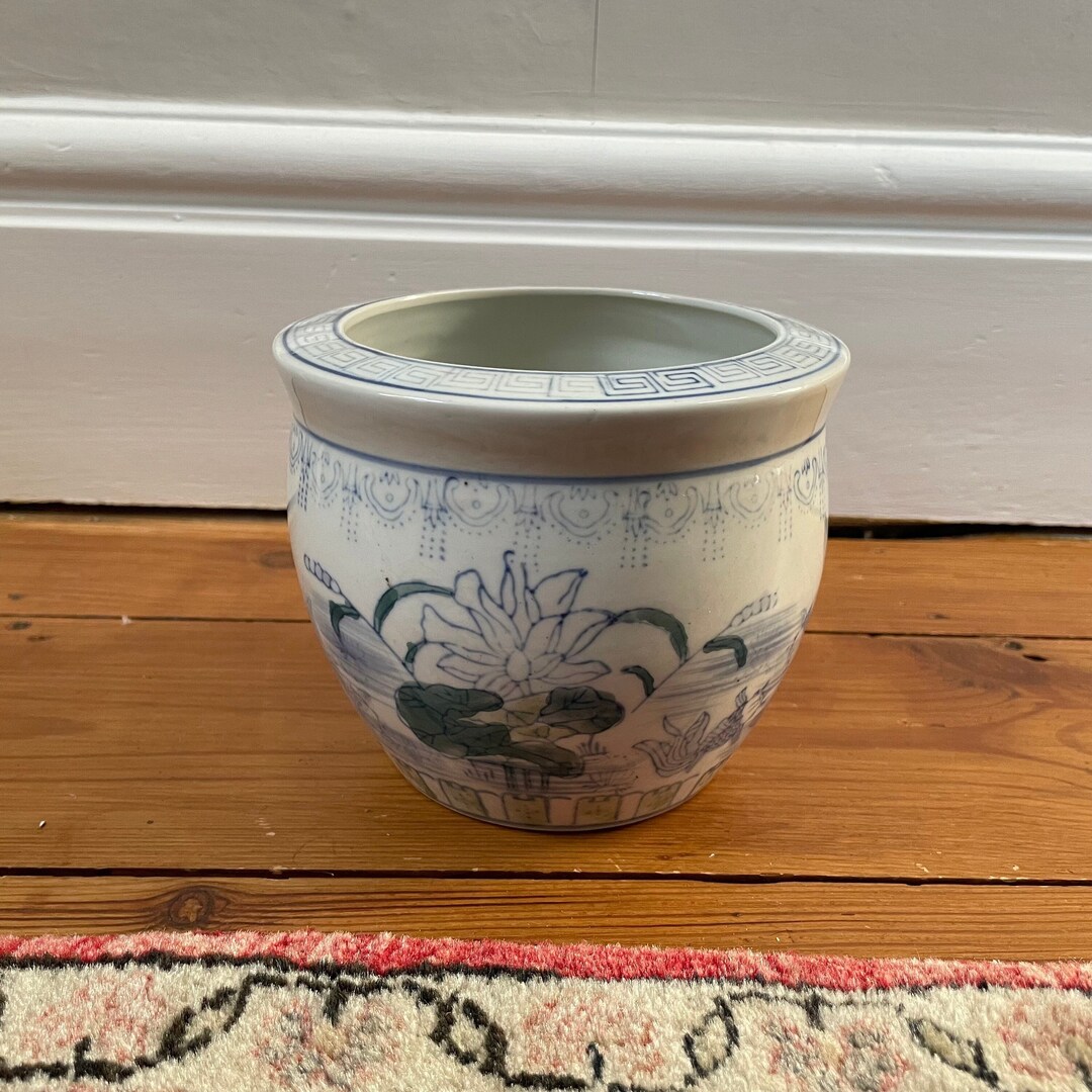 Oriental Ceramic Pot Blue White Antique Chinese Pattern Ginger Jar