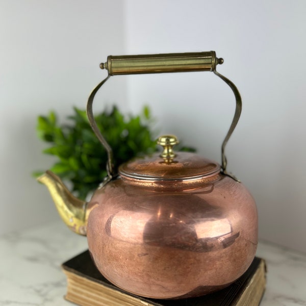 Vintage Bright Copper Kettle with Brass Handle - French Country Rustic Kitchen Decor - Beautiful Cottagecore Teapot