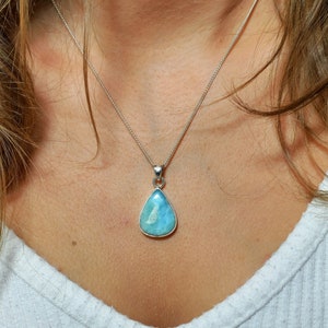 Larimar Anhänger, Larimar Halskette, Larimar Schmuck, Himmelblauer Stein, Sterling Silber 925.