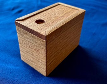 Oak Dice Box