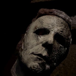 HALLOWEEN ENDS / Micheal Myers mask rehauled