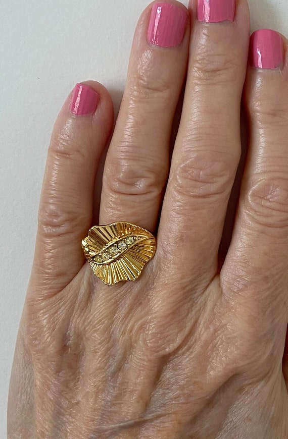Gold Tone Ruffle Rhinestone Ring, New Old Stock, … - image 4