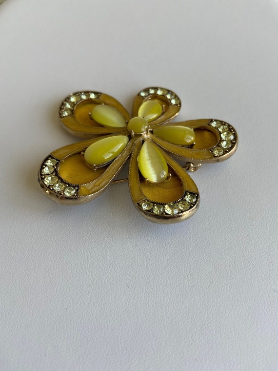 MONET Yellow Flower Pin/Brooch, Rare Find - image 4