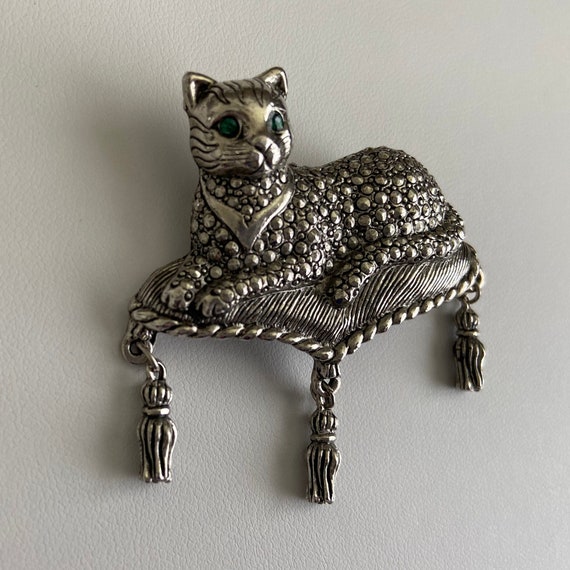 Avon Cat Pin, "The Regal Cat" Brooch/Pin, Marcasi… - image 1