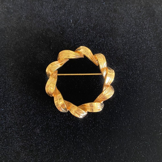 Vintage Gold Circle Pin 12KT GF, Danecraft