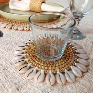 Unique set Rattan Coaster with Cowrie Shell Accents, Eco-friendly Housewarming Gift, rattan decor