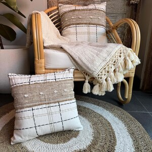 Federa per cuscino Boho-Chic, strisce cucite a mano, federa per cuscino decorata con conchiglie di ciprea, per divano e camera da letto, perfetta per la festa della mamma.