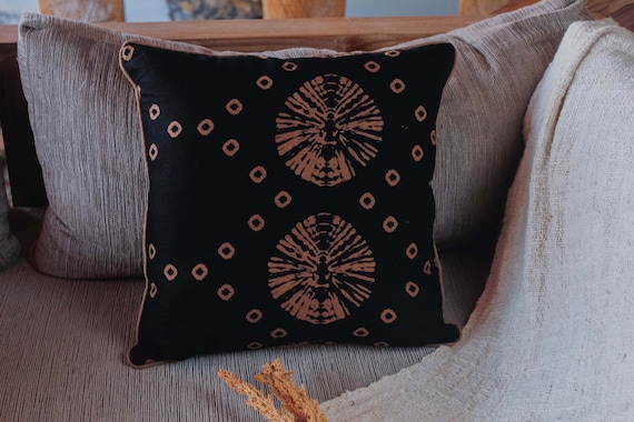 Handmade Indonesian Batik Pillow Cover Set – Ethnic Cotton Cushion