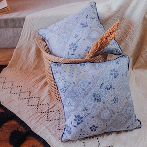 Funda de almohada Indonesia Batik 16x16 en azul y blanco - Acento de decoración de sala de estar, Regalo para parejas