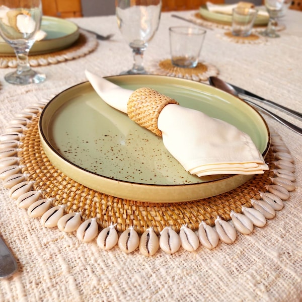 Set of natural rattan placemats with cowrie shells, round placemats rattan decor, Dining table mats, Dinner wear set