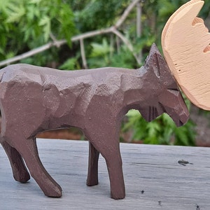 Vintage Miniature Hand carved Painted Wood Moose Figure, Figurine, Cake Decoration, Diorama, Craft, Woodland, Forest, Terrarium, Collectible