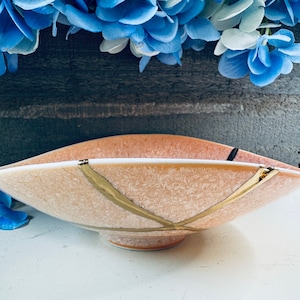 Kintsugi Pink Easter Bowl, Easter Gift, Kintsugi Pottery, Gift for Her, Minimalist, Home Decor, Japanese Stoneware Bowl Gold Inlaid