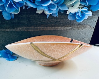 Kintsugi Pink Easter Bowl, Easter Gift, Kintsugi Pottery, Gift for Her, Minimalist, Home Decor, Japanese Stoneware Bowl Gold Inlaid