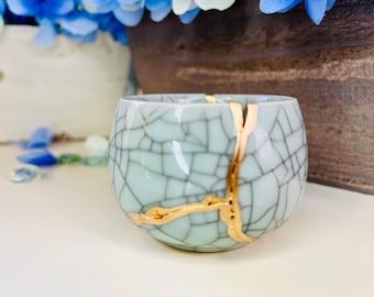 Tigela Kintsugi, Tigela Kintsugi com Bordado Dourado, Xícara Kintsugi, Minimalista, Decoração para Casa, Personalizada, Arte de Reparo com Bordado Craquelado Dourado, Decoração de Outono