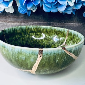 Kintsugi, Kintsugi Bowl, Cyprus Green Bowl, Fall Tabletop, Gift For Her, Home Decor, Personalized, Anniversary, Kintsugi Emerald Green Bowl