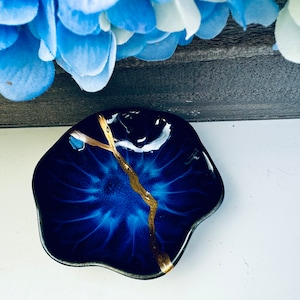 Kintsugi Blue Lotus Bowl, Ceramic Gift, Kintsugi Bowl, New Dad Gift, Kintsugi Pottery Wall Art, Minimalist, Kintsugi Art, Home Decor