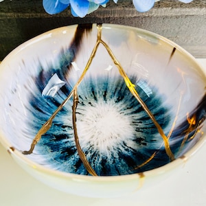 Kintsugi Blue Iris Bowl, Handmade Anniversary Gift, Wedding, Japanese Gold Repair, Personalized Gift, Kintsugi Kit