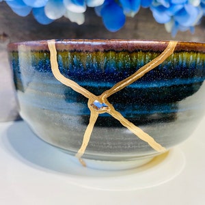 Kintsugi Bowl, Kintsugi Blue Wave Bowl, Kintsugi Gold Repair Ceramic Pottery, Minimalist Art, Home Decor, Gifts for Women, Kintsugi Art image 5